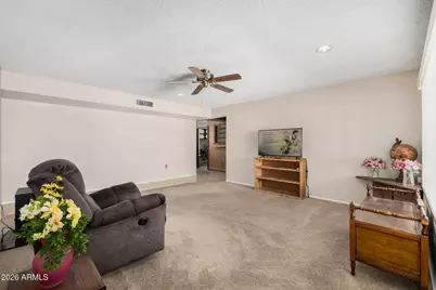 5825 W Sunnyslope Lane, Glendale, AZ 85302 - Photo 9