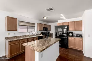 3135 W Molly Ln, Phoenix, AZ 85083 - Photo 13