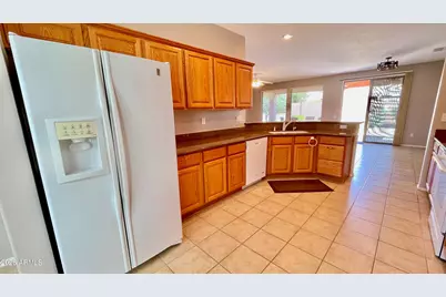 16452 W Century Plant Drive, Surprise, AZ 85387 - Photo 13