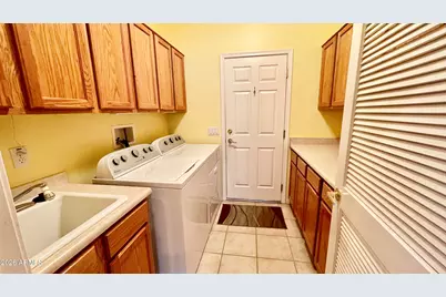 16452 W Century Plant Drive, Surprise, AZ 85387 - Photo 15