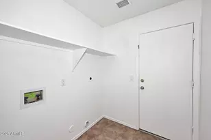 9920 N 57th Dr, Glendale, AZ 85302 - Photo 19