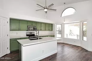 9920 N 57th Dr, Glendale, AZ 85302 - Photo 13