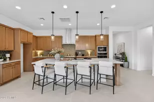 3651 E Constance Wy, Phoenix, AZ 85042 - Photo 9