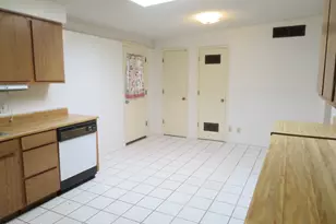 211 Dragoon St, Huachuca City, AZ 85616 - Photo 9