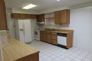 211 Dragoon St, Huachuca City, AZ 85616 - Photo 7