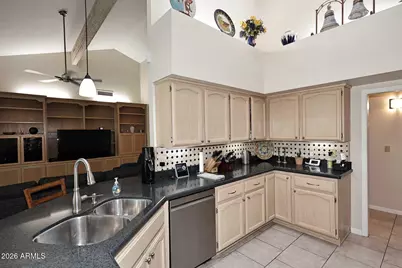 5402 E Shaw Butte Drive, Scottsdale, AZ 85254 - Photo 13