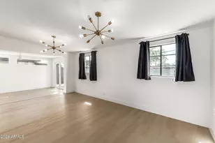 3319 E Monte Vista Rd, Phoenix, AZ 85008 - Photo 9