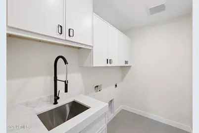 7501 N 21st Place, Phoenix, AZ 85020 - Photo 57