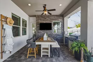 17306 W Wildwood St, Surprise, AZ 85388 - Photo 31