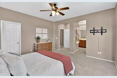 18440 W Surprise Farms Loop N, Surprise, AZ 85388 - Photo 19