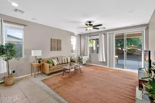 18440 W Surprise Farms Loop N, Surprise, AZ 85388 - Photo 7