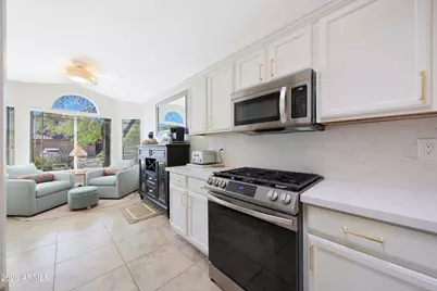 10392 E Penstamin Drive, Scottsdale, AZ 85255 - Photo 7