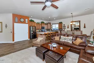 35505 N 31st Dr, Phoenix, AZ 85086 - Photo 9