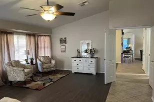 7569 W Maui Ln, Peoria, AZ 85381 - Photo 15