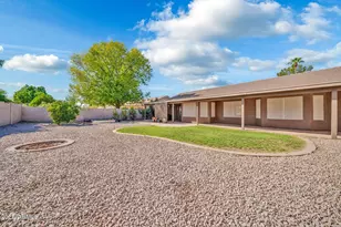 7569 W Maui Ln, Peoria, AZ 85381 - Photo 33