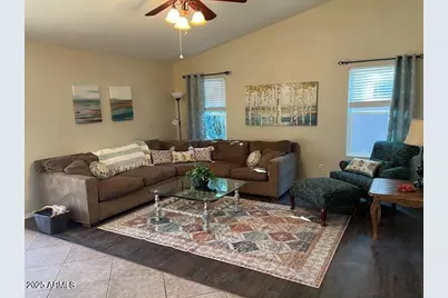 7569 W Maui Lane, Peoria, AZ 85381 - Photo 9