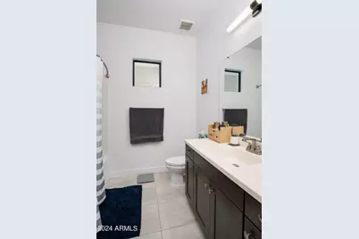 812 E Summerside Road, Phoenix, AZ 85042 - Photo 31