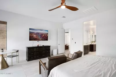 812 E Summerside Road, Phoenix, AZ 85042 - Photo 19