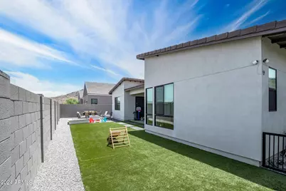 812 E Summerside Road, Phoenix, AZ 85042 - Photo 45
