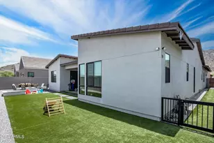 812 E Summerside Rd, Phoenix, AZ 85042 - Photo 47