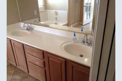 2713 E Verbena Drive, Phoenix, AZ 85048 - Photo 7