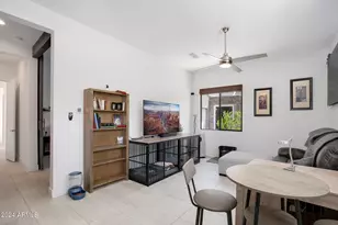 812 E Summerside Rd, Phoenix, AZ 85042 - Photo 25