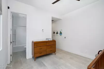 812 E Summerside Road, Phoenix, AZ 85042 - Photo 33