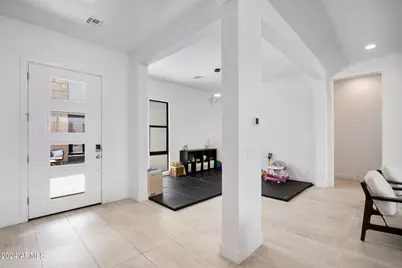 812 E Summerside Road, Phoenix, AZ 85042 - Photo 7