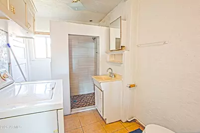 512 W Pinto Street, Miami, AZ 85539 - Photo 23