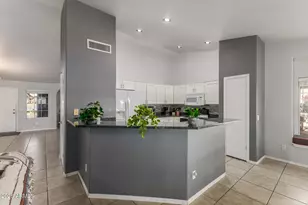 10507 E Champagne Dr, Sun Lakes, AZ 85248 - Photo 11