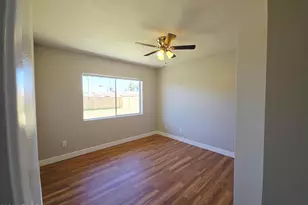 5132 W Las Palmaritas Dr, Glendale, AZ 85302 - Photo 9