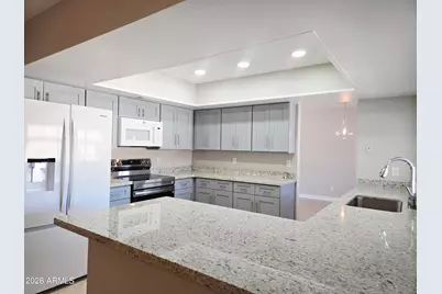 5132 W Las Palmaritas Drive, Glendale, AZ 85302 - Photo 3