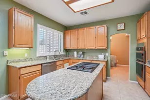 6572 W Abraham Ln, Glendale, AZ 85308 - Photo 7