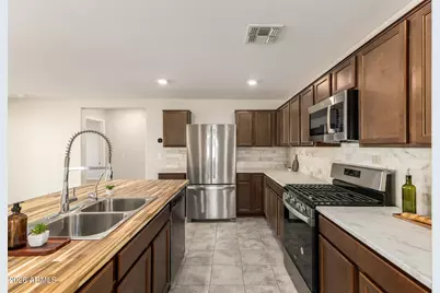 36618 W San Sisto Avenue, Maricopa, AZ 85138 - Photo 5