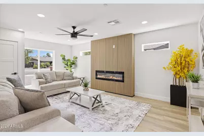 8632 E Highland Avenue, Scottsdale, AZ 85251 - Photo 11