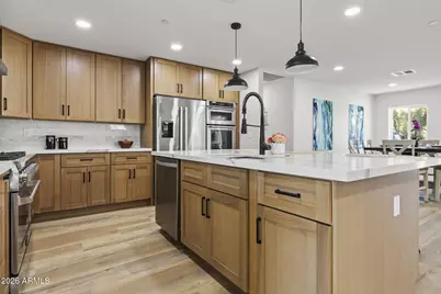 8632 E Highland Avenue, Scottsdale, AZ 85251 - Photo 5