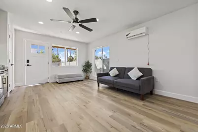 8632 E Highland Avenue, Scottsdale, AZ 85251 - Photo 37