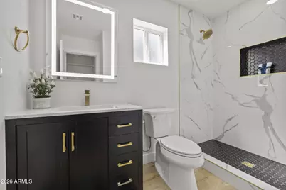 8632 E Highland Avenue, Scottsdale, AZ 85251 - Photo 29