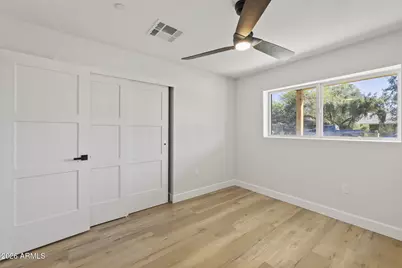 8632 E Highland Avenue, Scottsdale, AZ 85251 - Photo 33