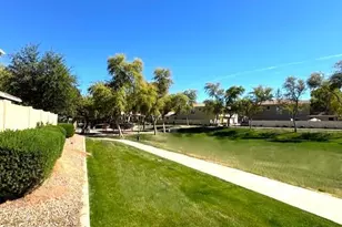 3827 E Trigger Way, Gilbert, AZ 85297 - Photo 35