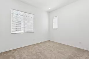 26419 N 23rd Ave, Phoenix, AZ 85085 - Photo 33