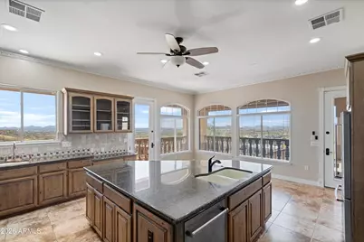 619 E Briles Road, Phoenix, AZ 85085 - Photo 19