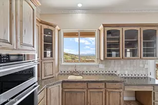 619 E Briles Rd, Phoenix, AZ 85085 - Photo 27