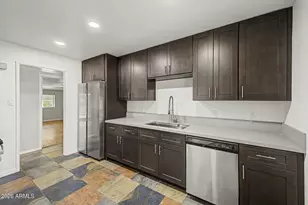 4237 N 34th Pl, Phoenix, AZ 85018 - Photo 9