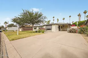 4237 N 34th Pl, Phoenix, AZ 85018 - Photo 3