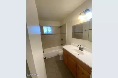 1420 E Brown Street #Apt A, Phoenix, AZ 85020 - Photo 7