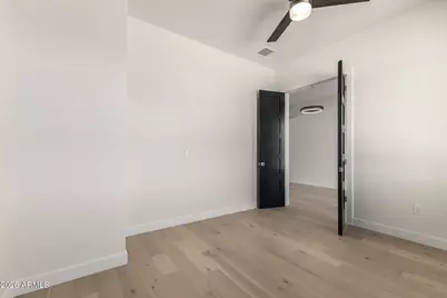 313 E Mano Drive, New River, AZ 85087 - Photo 23