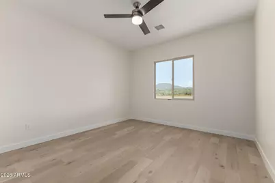 313 E Mano Drive, New River, AZ 85087 - Photo 19