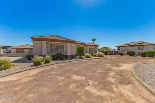 16037 W Wade Ln, Goodyear, AZ 85338 - Photo 5