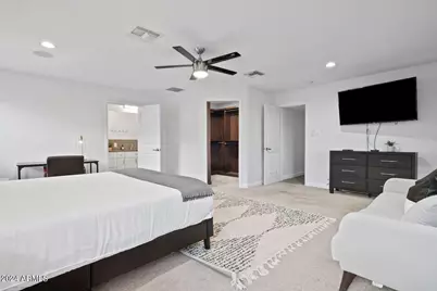 8336 E Sells Drive, Scottsdale, AZ 85251 - Photo 13